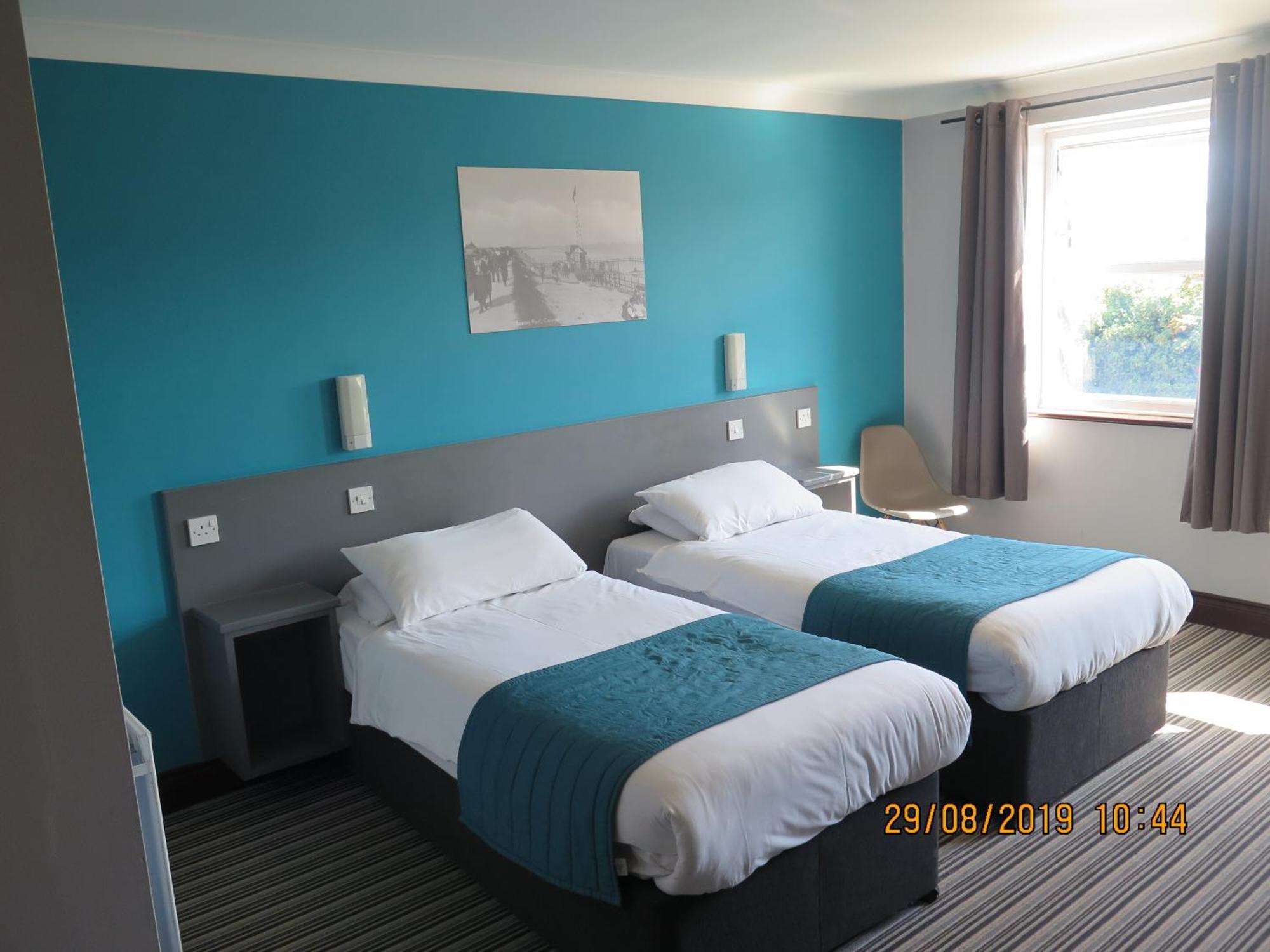 โรงแรมออยสเตอร์ ฟลีท Canvey Island ภายนอก รูปภาพ